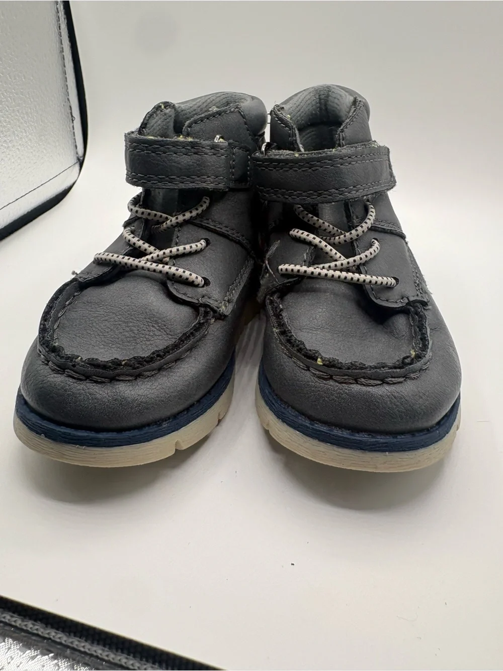 OshKosh B'gosh Gray Leather Kids Ankle Boots with Cream Sole